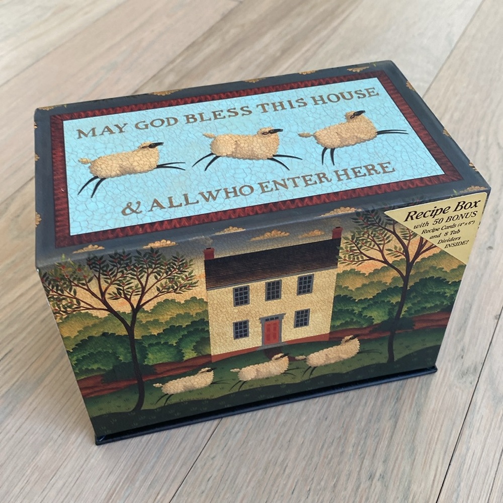 Recipe Box with Recipe Cards and Dividers